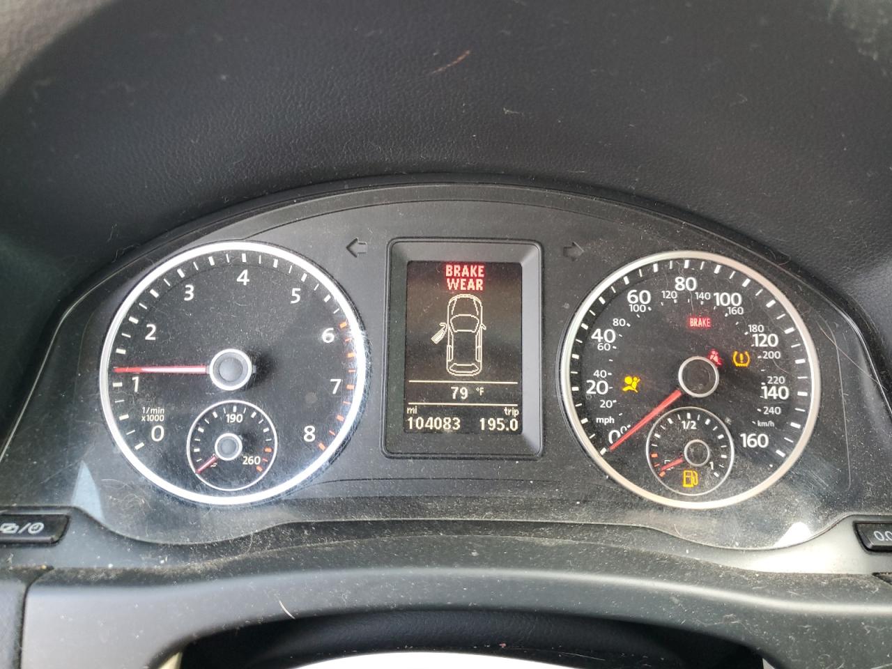 2017 Volkswagen Tiguan S VIN: WVGBV7AX2HK023628 Lot: 67059544