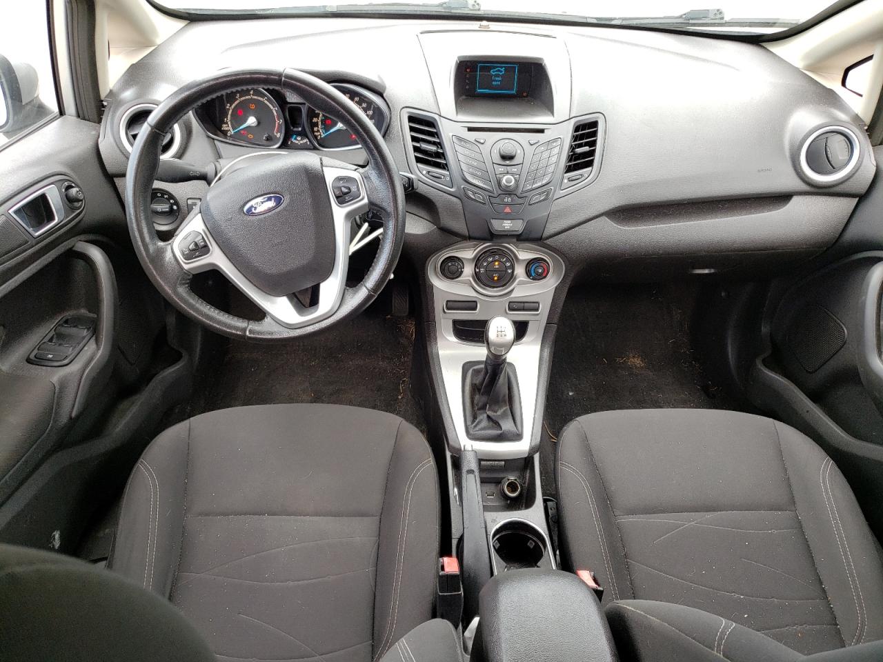 3FADP4EJ7FM104499 2015 Ford Fiesta Se