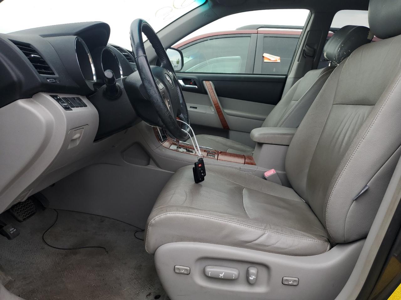 2008 Toyota Highlander Limited VIN: JTEES42A882052193 Lot: 64166864