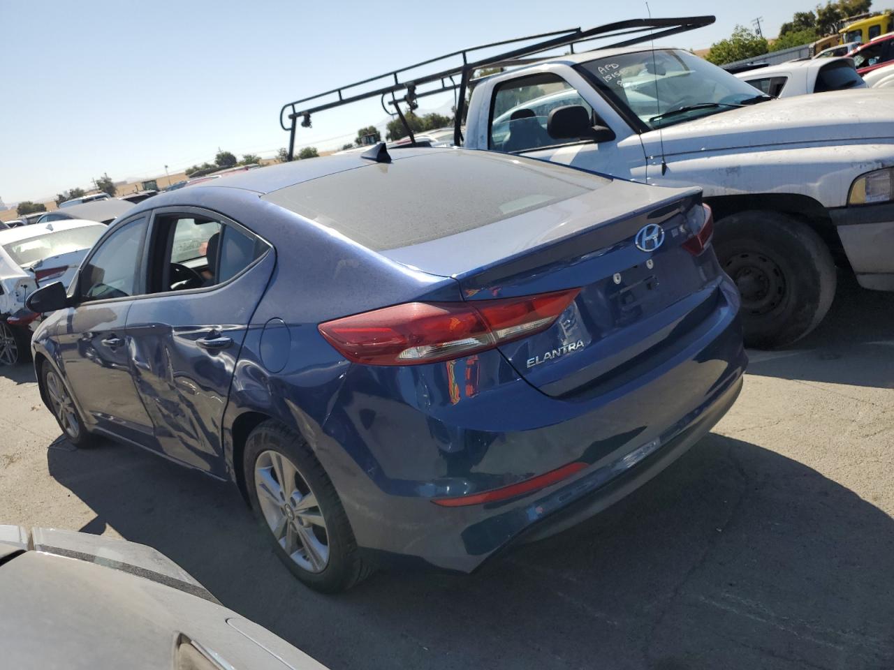 2017 Hyundai Elantra - Image 2