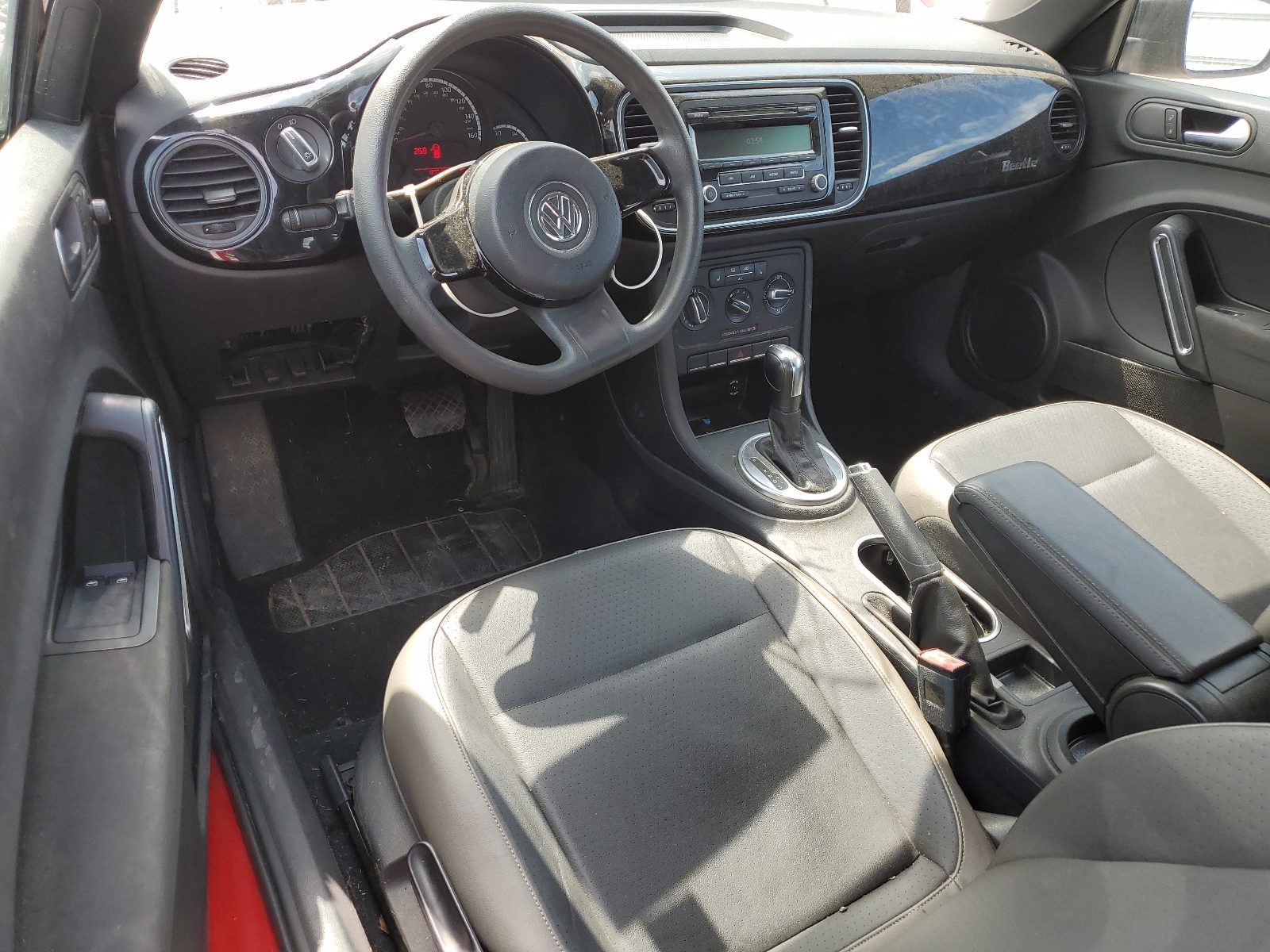 3VWF17AT6FM603210 2015 Volkswagen Beetle 1.8T