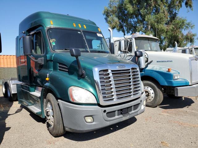 2014 Freightliner Cascadia 113 for Sale in Sacramento, CA - Normal Wear