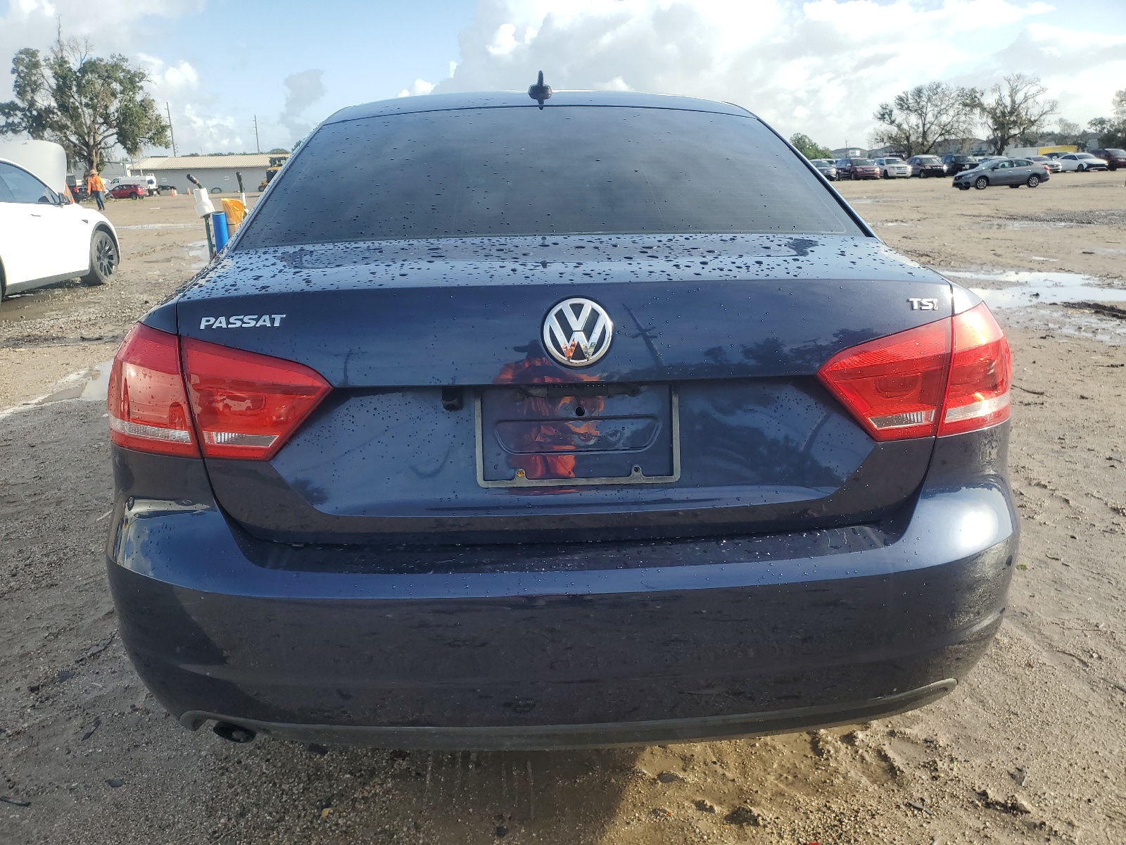 2014 Volkswagen Passat S vin: 1VWAT7A39EC046247