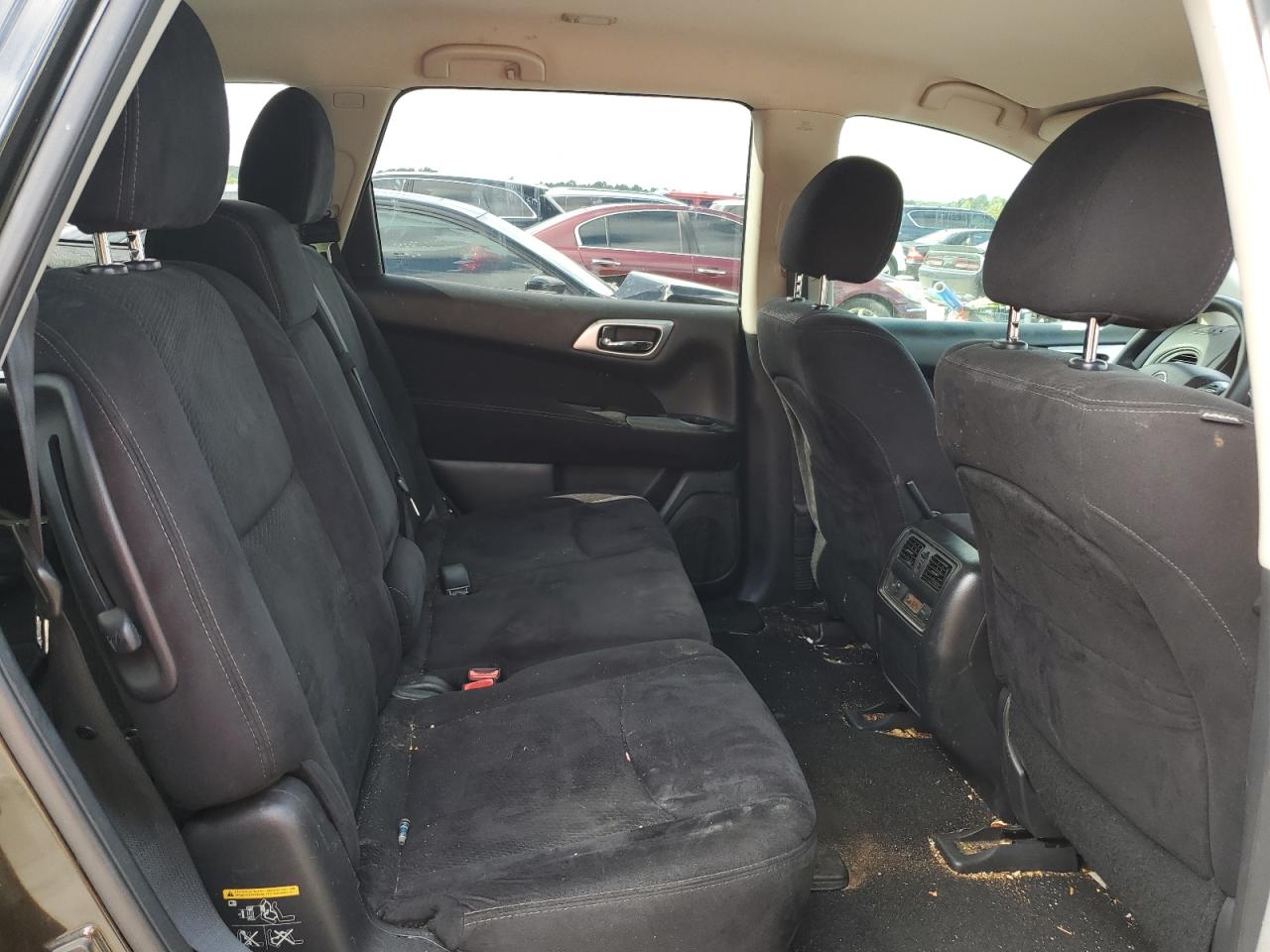 2015 Nissan Pathfinder S VIN: 5N1AR2MN3FC657079 Lot: 65947554