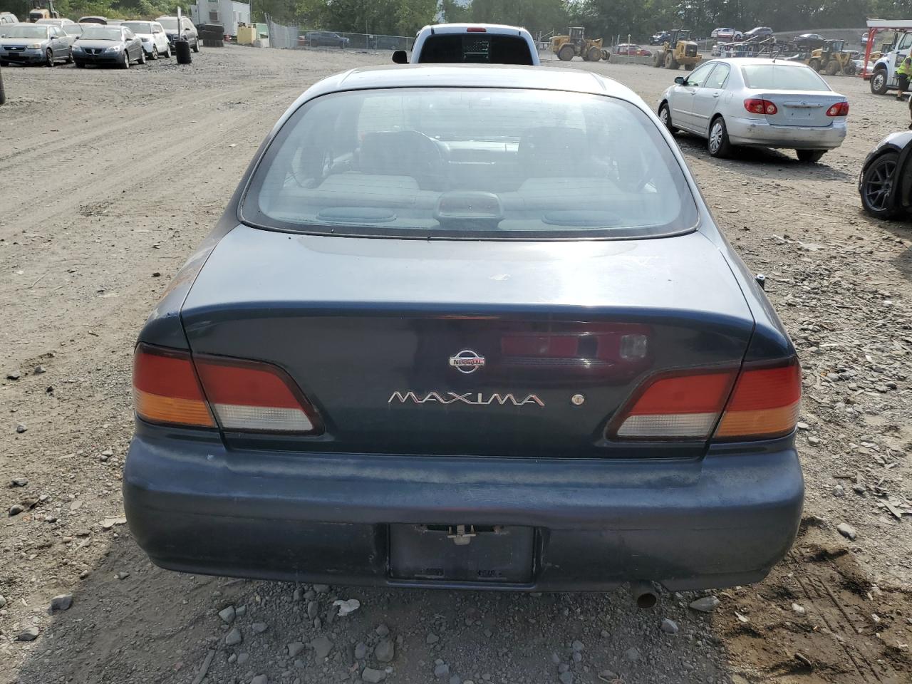 1998 Nissan Maxima Gle VIN: JN1CA21D0WT606710 Lot: 68712604