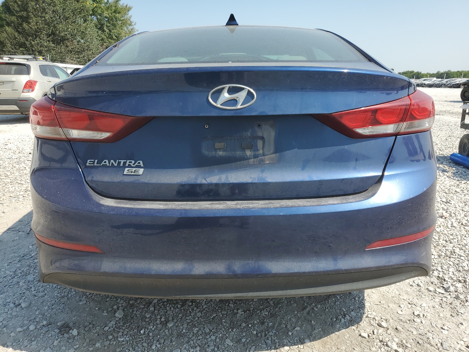 5NPD74LF9HH082443 2017 Hyundai Elantra Se