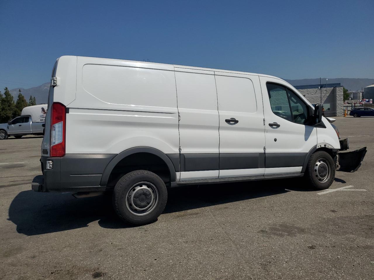 1FTYR1ZM8JKB31980 2018 Ford Transit T-250