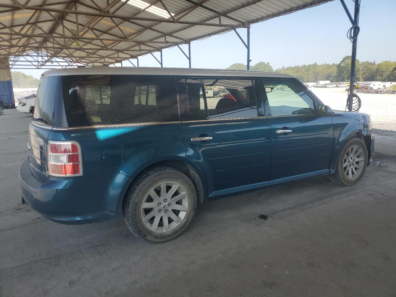 2011 Ford Flex - Image 3