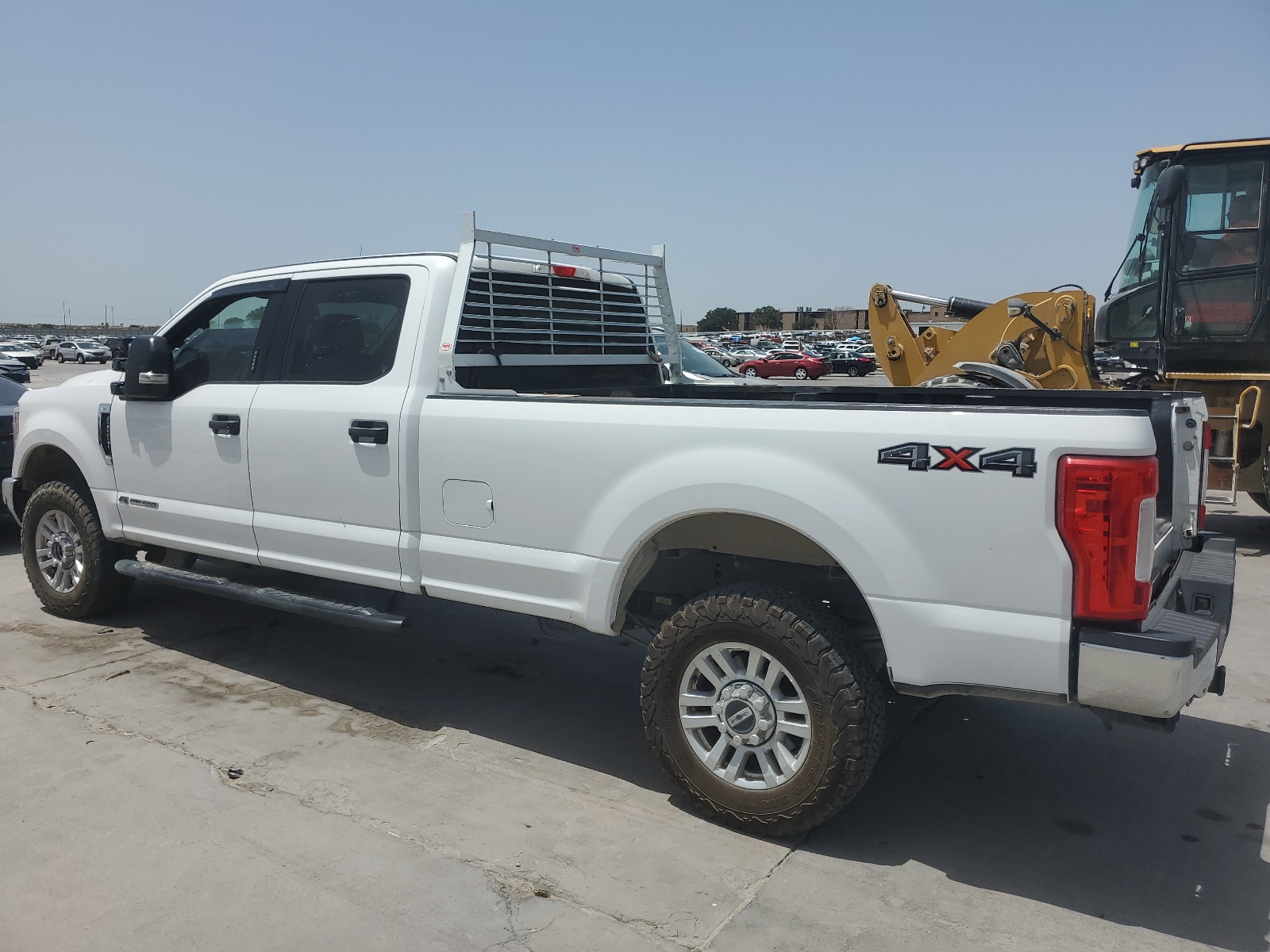 2018 Ford F250 Super Duty vin: 1FT7W2BTXJEB38780