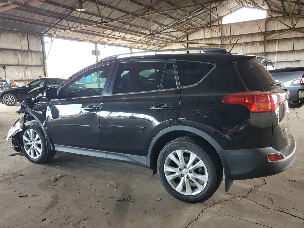 2T3YFREV1FW230564 2015 TOYOTA RAV 4 - Image 2