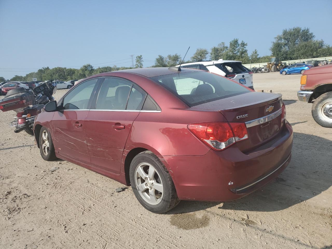 2016 Chevrolet Cruze - Image 2