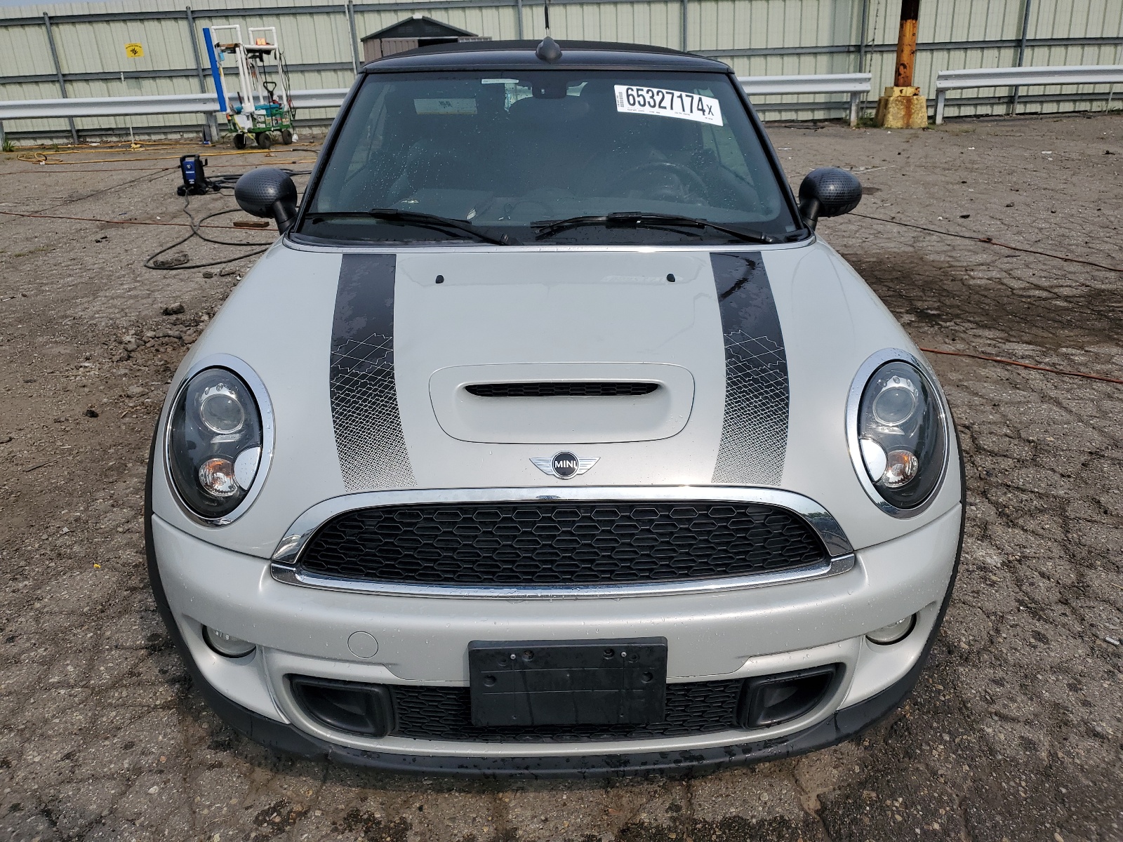 2013 Mini Cooper S vin: WMWZP3C50DT551204