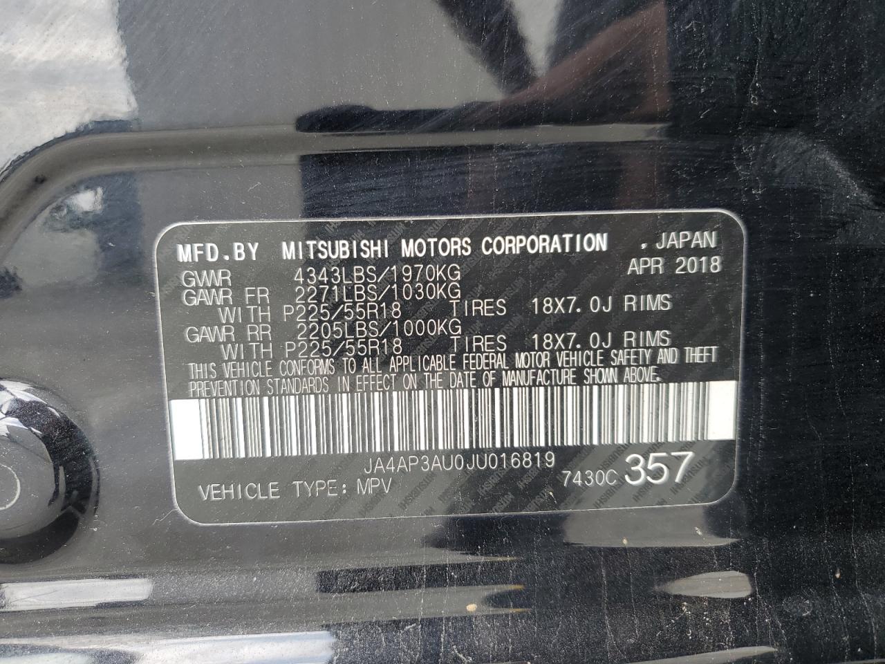 2018 Mitsubishi Outlander - Image 14