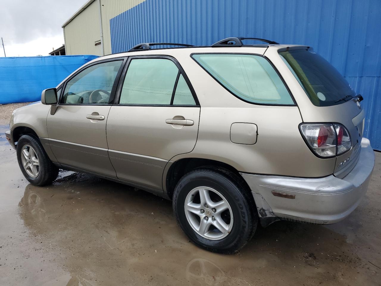 2000 Lexus RX - Image 2