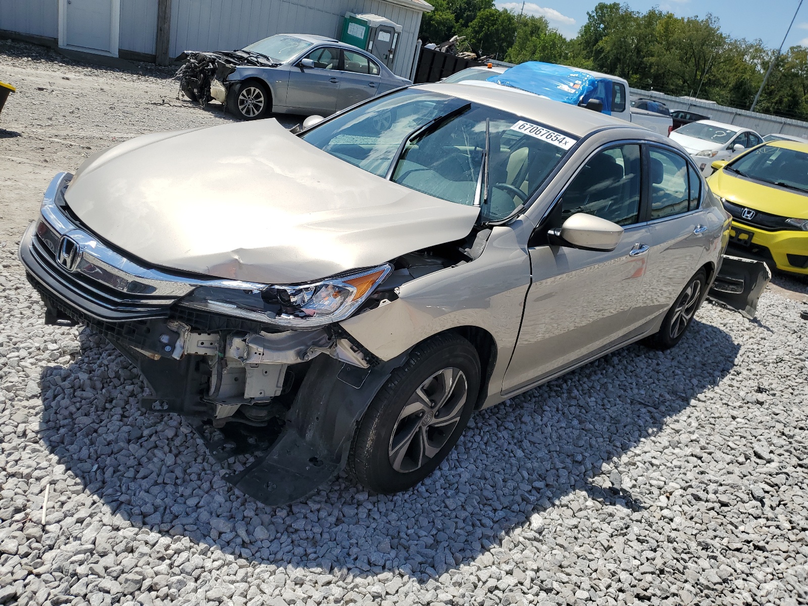 1HGCR2F33HA132600 2017 Honda Accord Lx