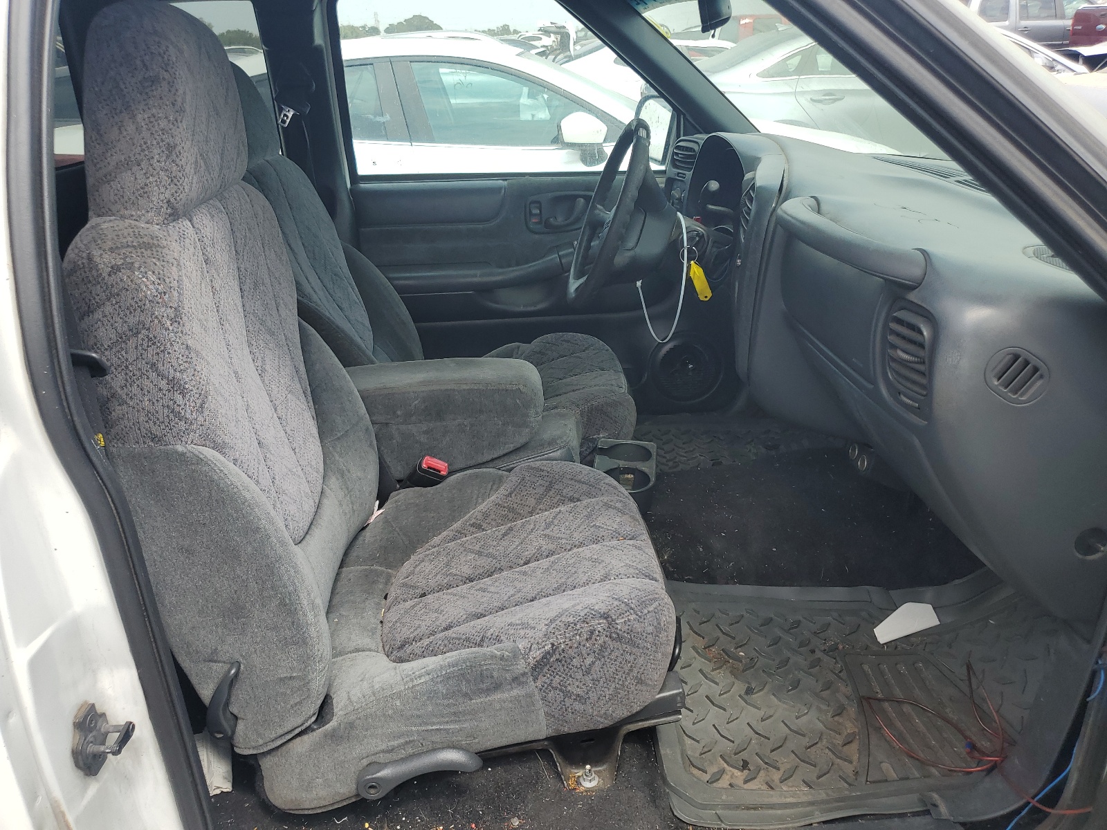 1GTCS19W9Y8290580 2000 GMC Sonoma