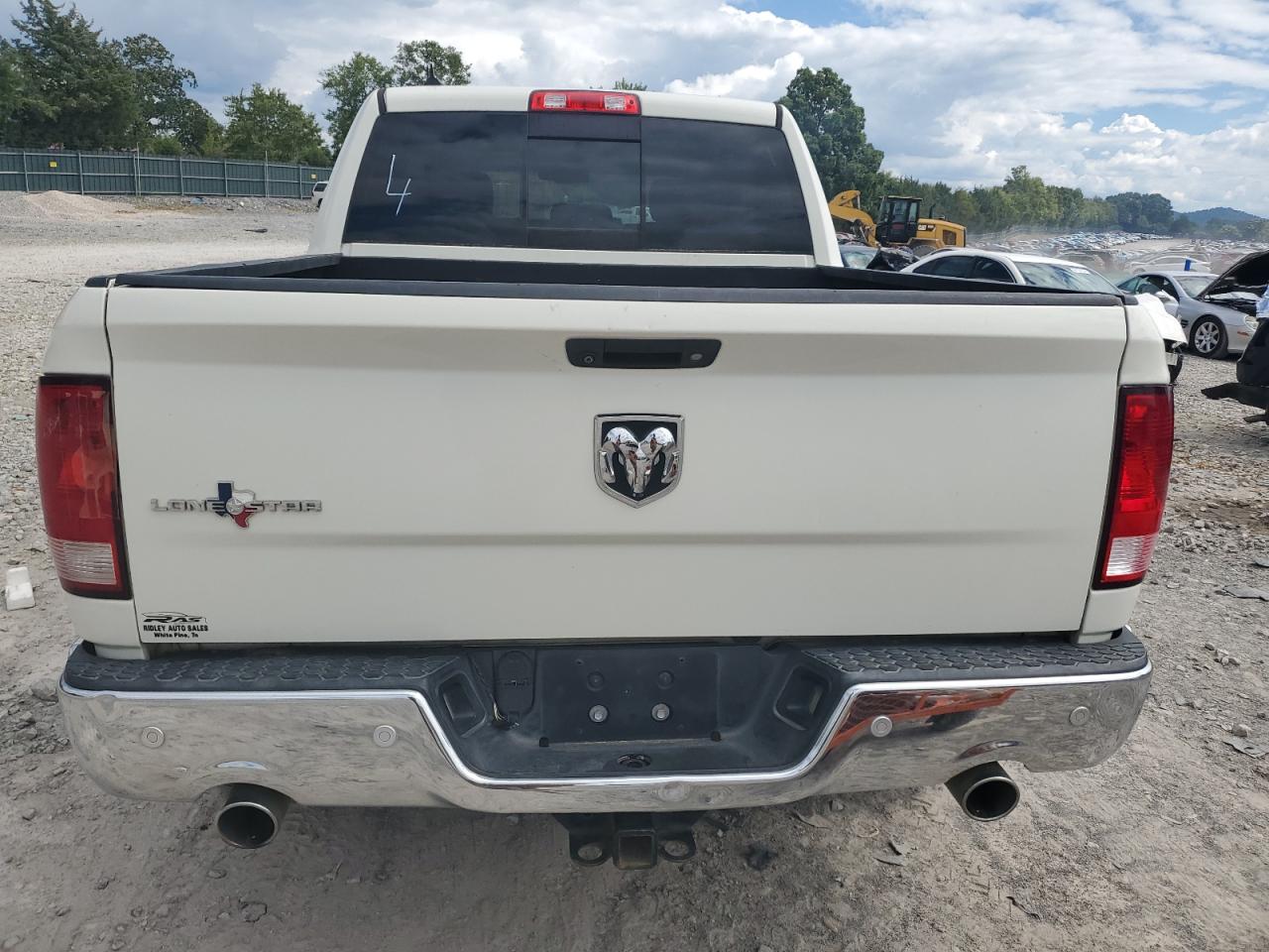 1C6RR6LM2GS225699 2016 Ram 1500 Slt