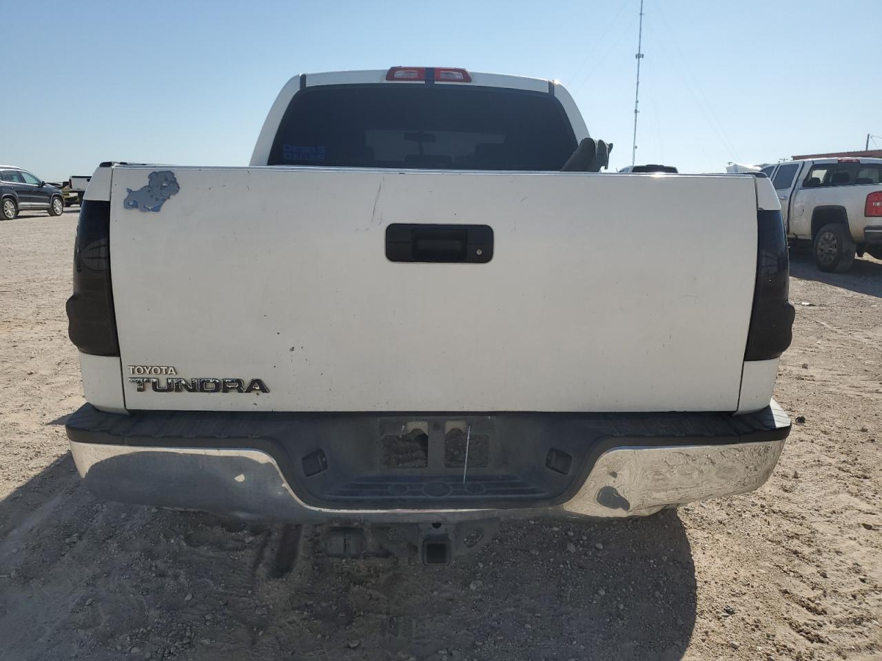 2010 Toyota Tundra Crewmax Sr5 VIN: 5TFEM5F1XAX016786 Lot: 67365444