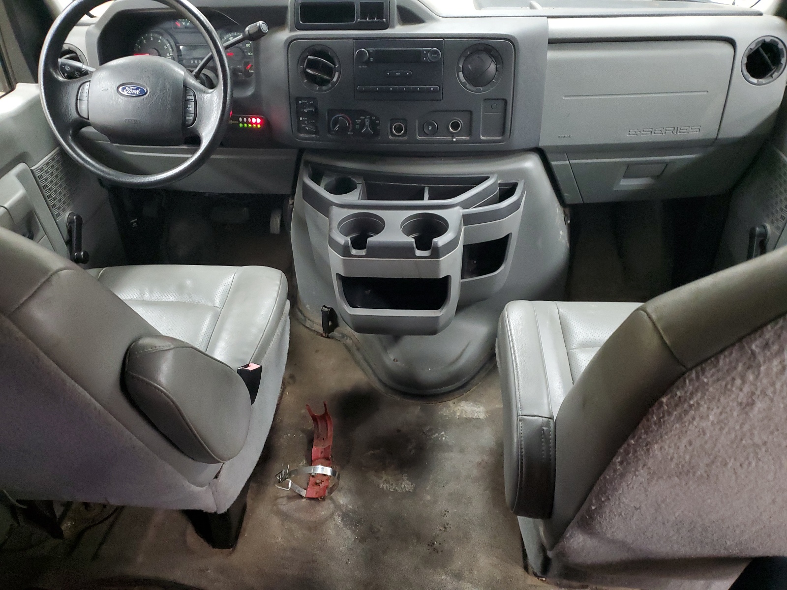 1FMNE1BW2ADB00895 2010 Ford Econoline E150 Wagon