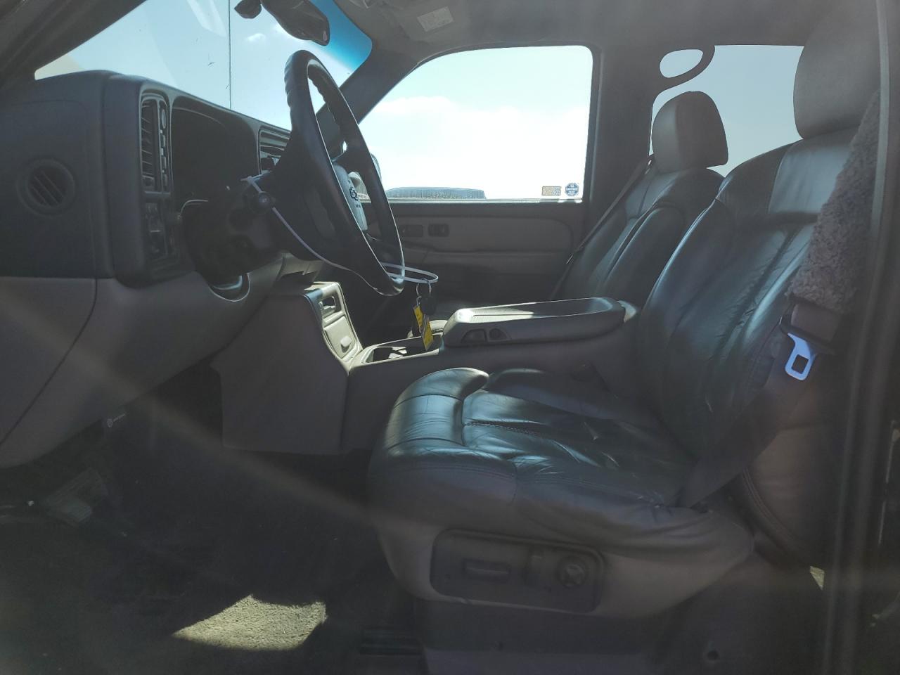 2002 Chevrolet Tahoe K1500 VIN: 1GNEK13Z82R138309 Lot: 66200414