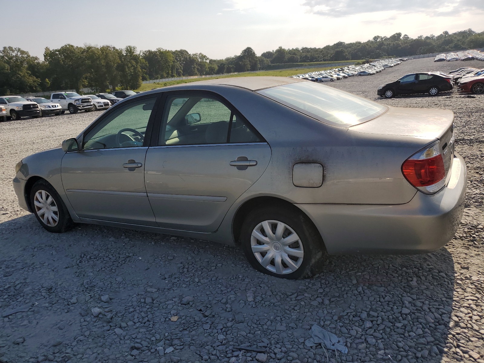 4T1BE30K15U601555 2005 Toyota Camry Le