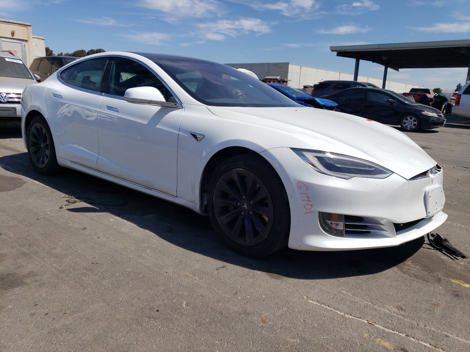 5YJSA1E24JF290686 2018 Tesla Model S