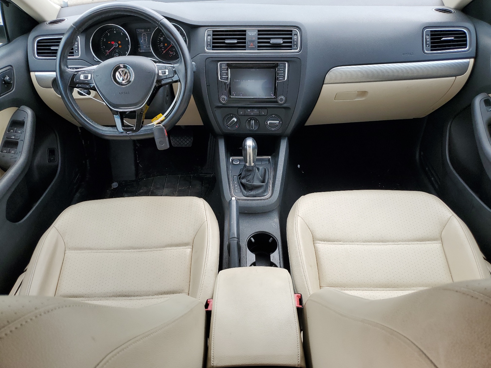 3VWDB7AJ3HM272737 2017 Volkswagen Jetta Se