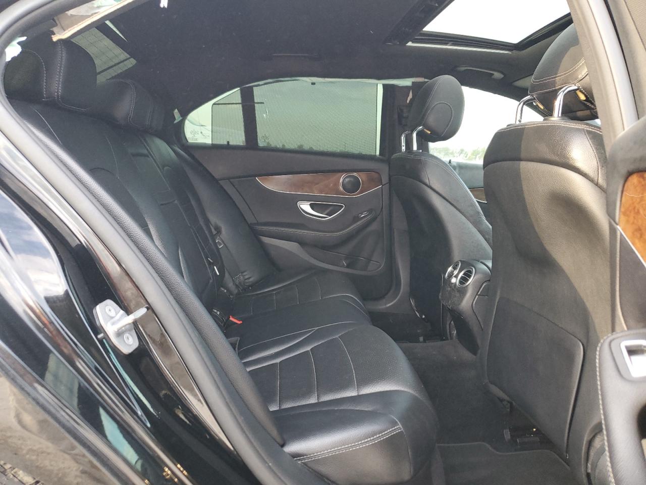 2018 Mercedes-Benz C 350E VIN: 55SWF4HB8JU263201 Lot: 68306714