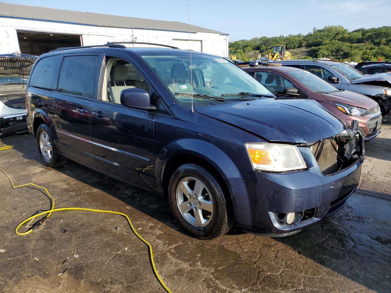 2009 Dodge Caravan - Image 4