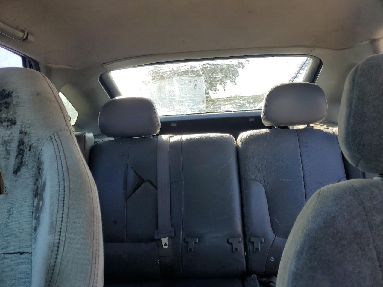 2005 Hyundai Elantra Gls VIN: KMHDN56D95U138352 Lot: 68611354