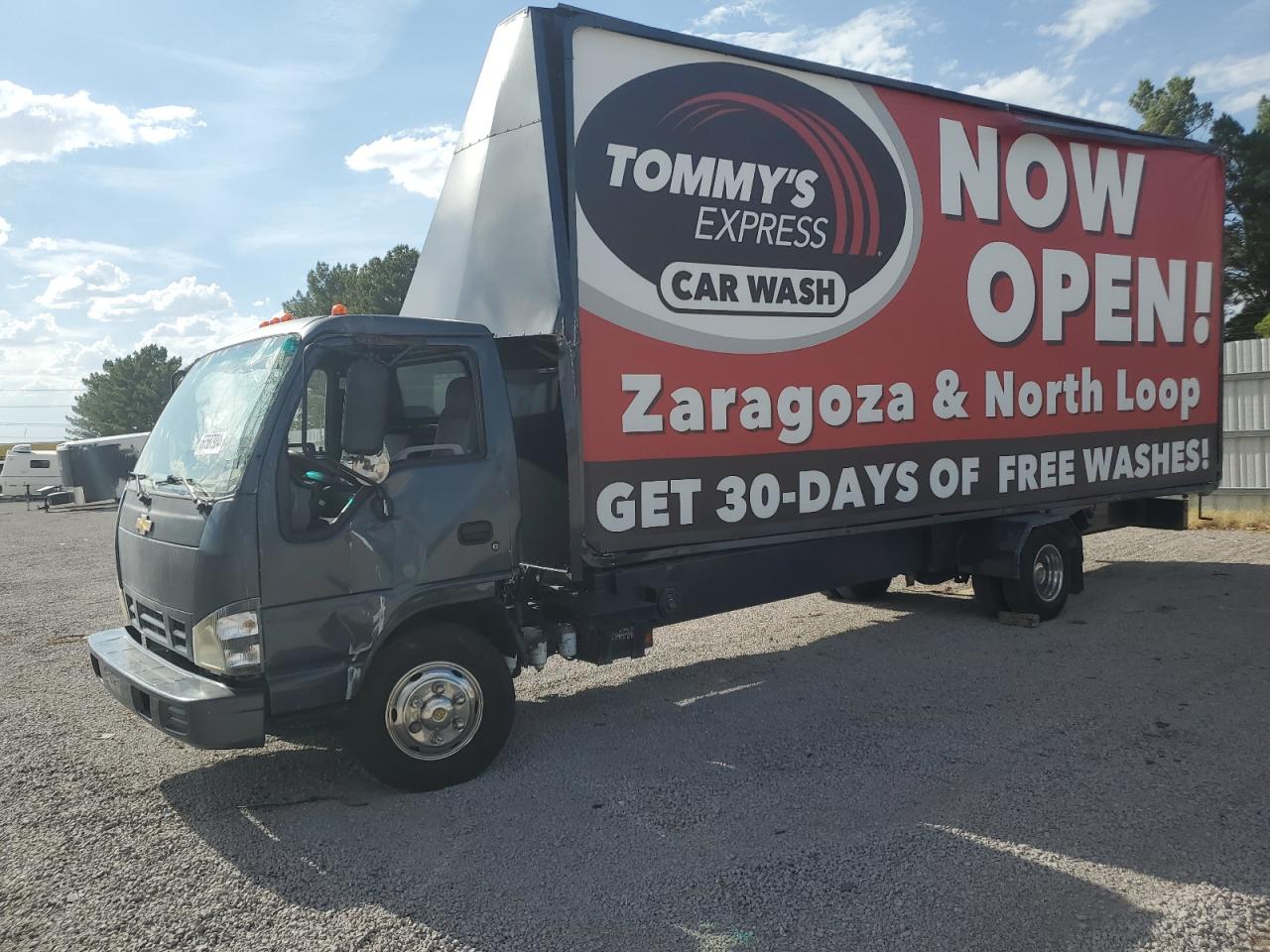 2006 Chevrolet Tilt Master W35042 for Sale in Anthony, TX - Front End