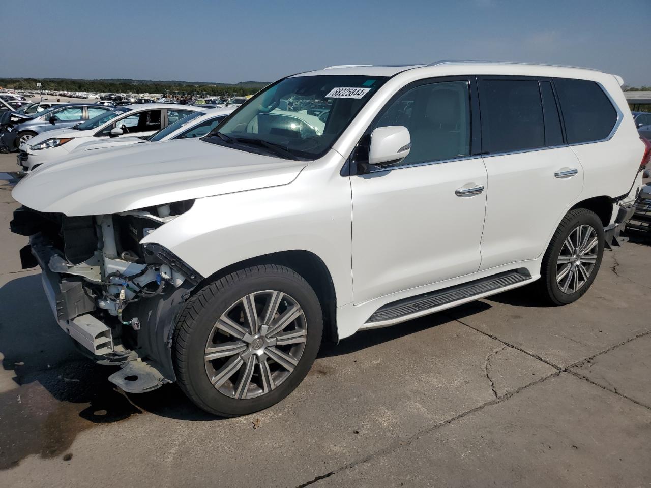 JTJHY7AXXG4210900 2016 LEXUS LX - Image 1