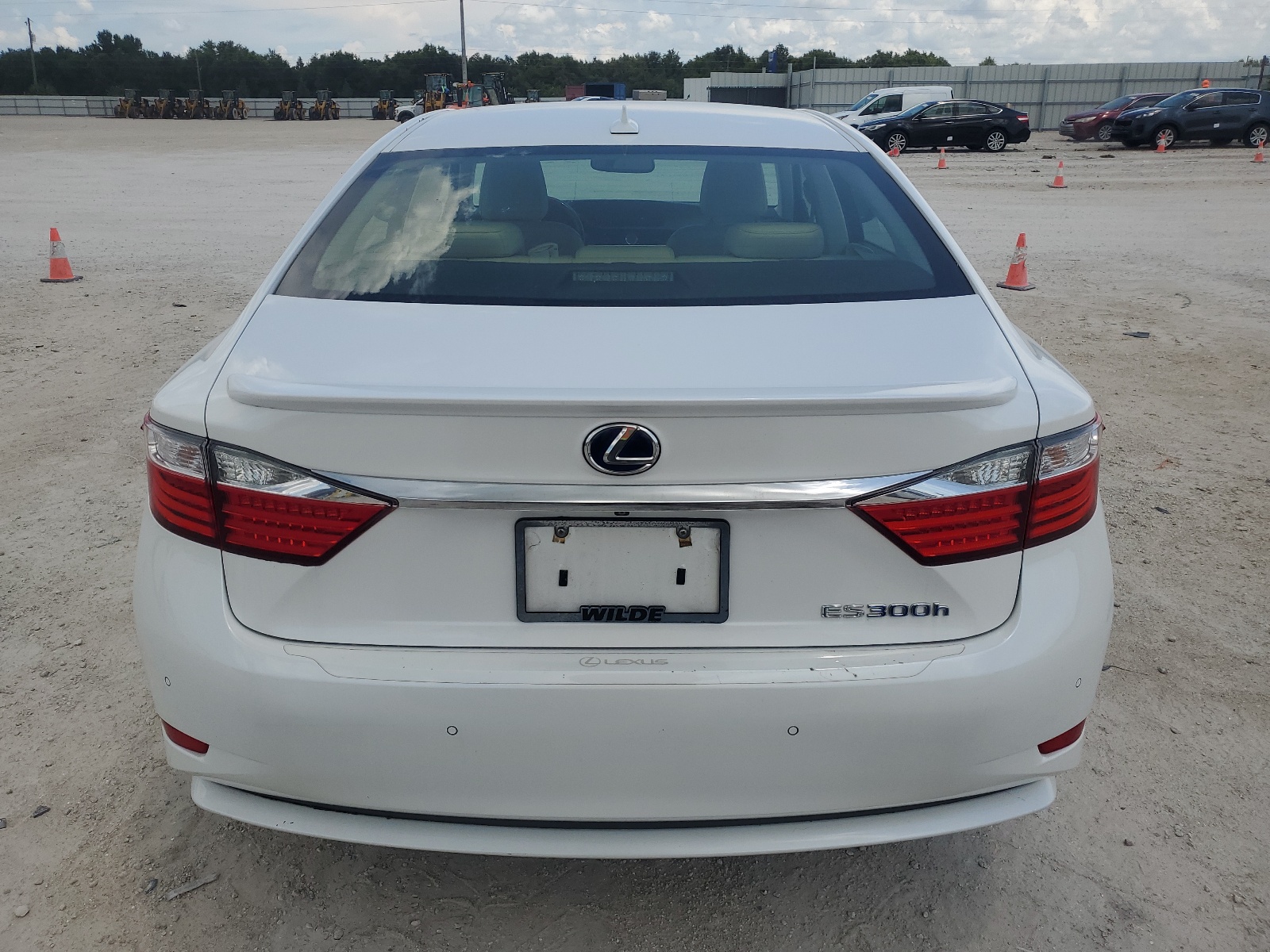 JTHBW1GG8E2058643 2014 Lexus Es 300H