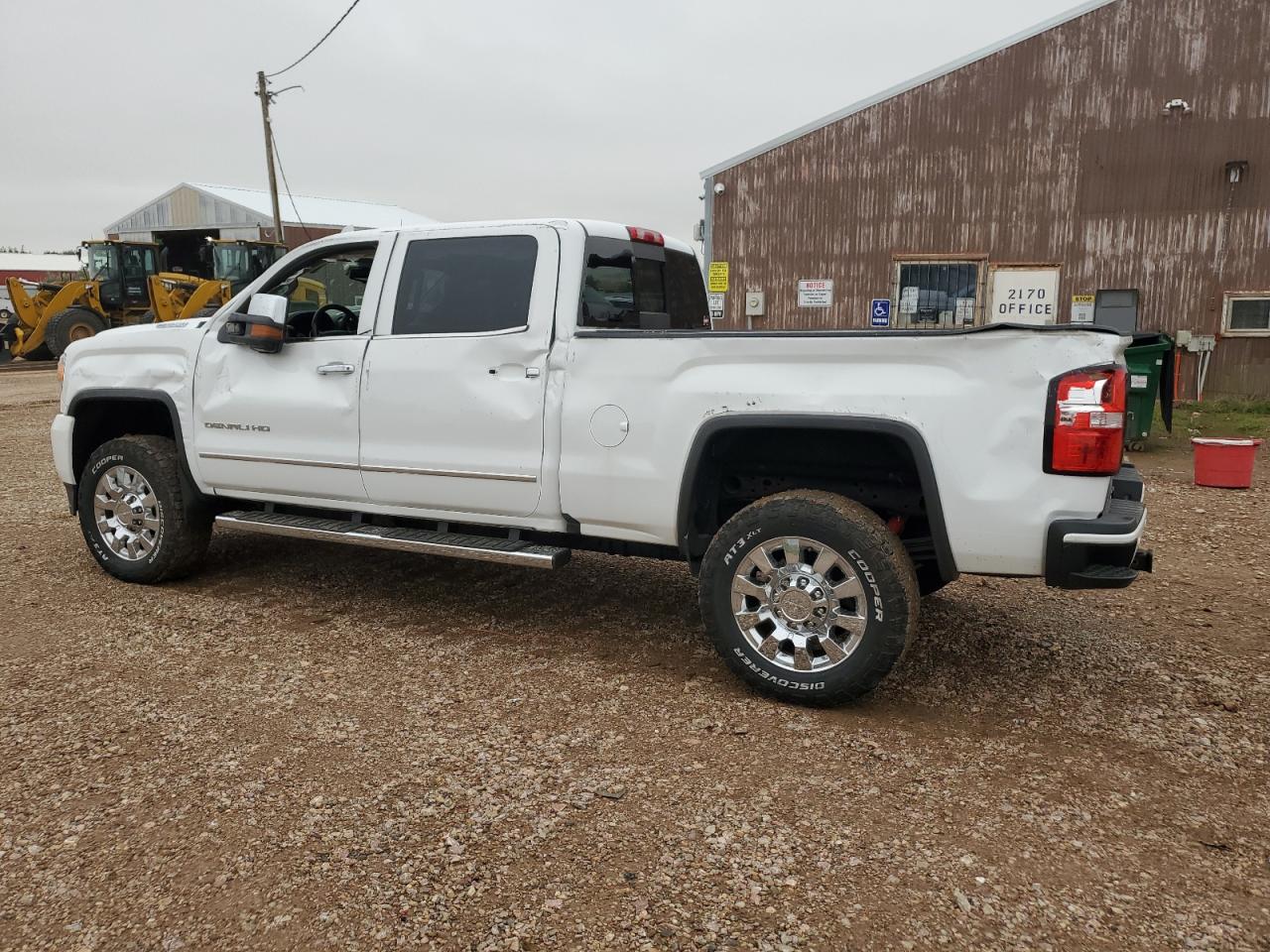 2017 GMC Sierra K2500 Denali VIN: 1GT12UEY5HF202331 Lot: 65370594