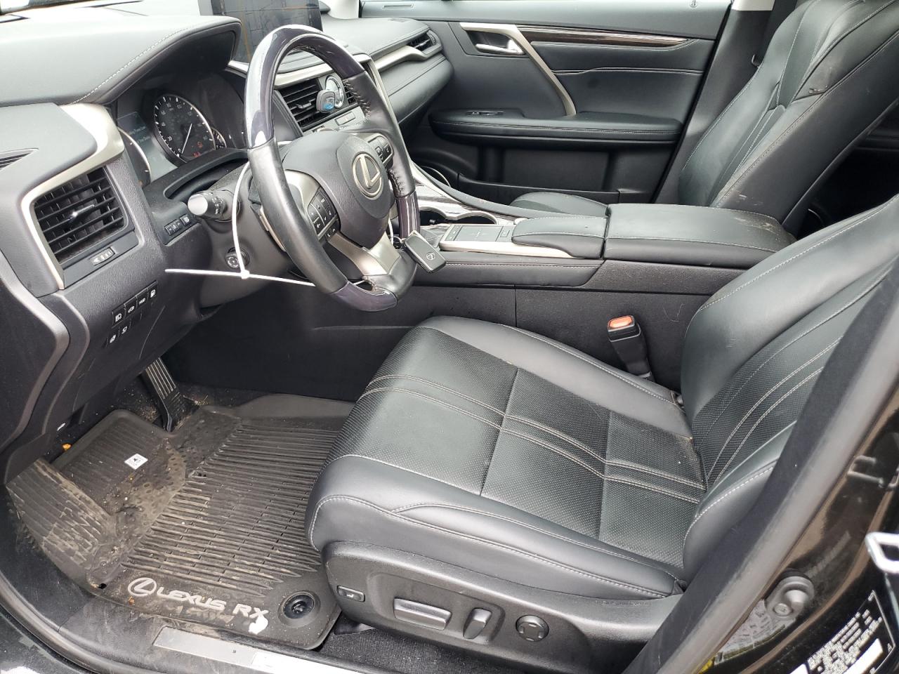 2022 Lexus RX - Image 7