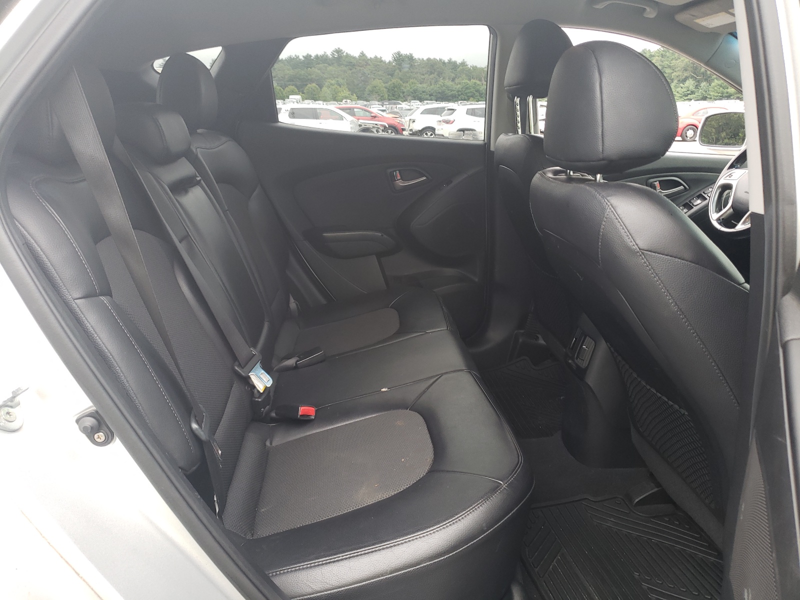 KM8JU3AG1EU824395 2014 Hyundai Tucson Gls