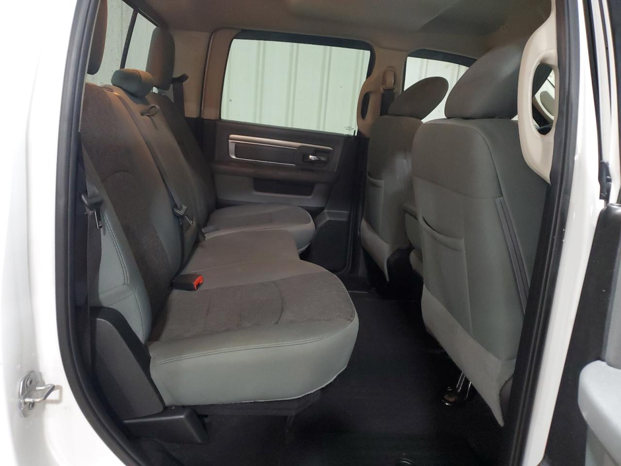 2018 Ram 1500 Slt VIN: 3C6RR7LG8JG252744 Lot: 66476614