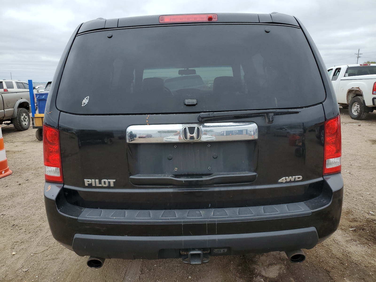 5FNYF4H53BB012186 2011 Honda Pilot Exl
