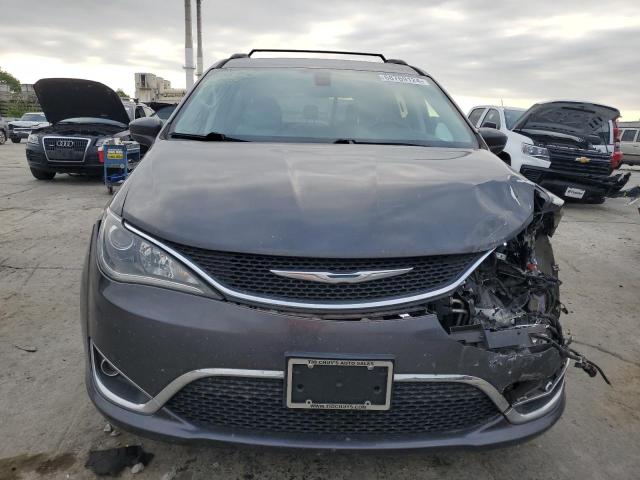 Minivans CHRYSLER PACIFICA 2017 Gray