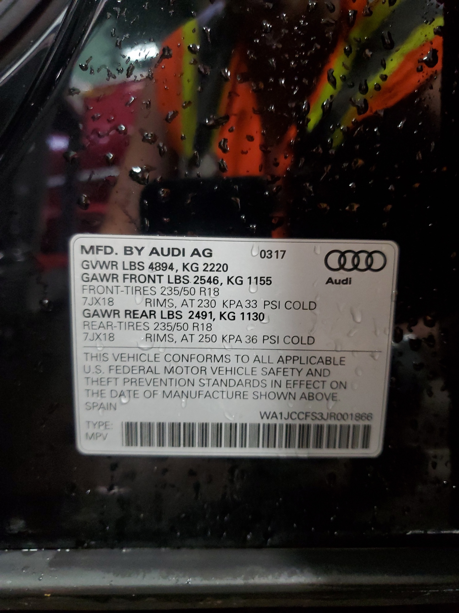 WA1JCCFS3JR001866 2018 Audi Q3 Premium Plus