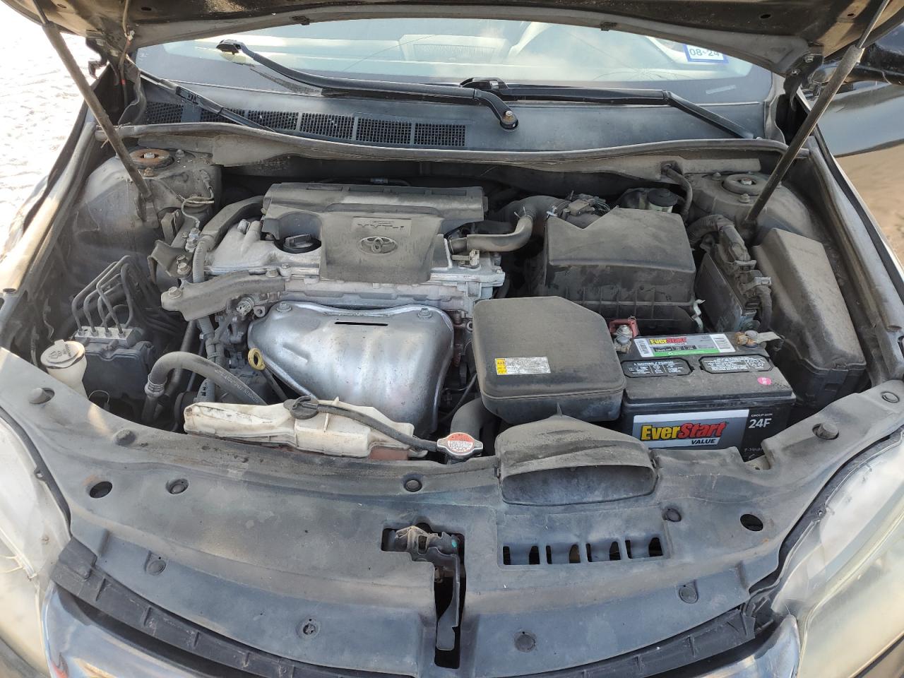 2016 Toyota Camry - Image 11