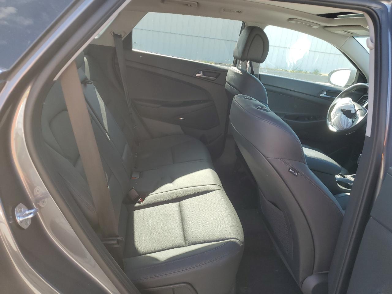 2017 Hyundai Tucson Limited VIN: KM8J3CA29HU417663 Lot: 64598764