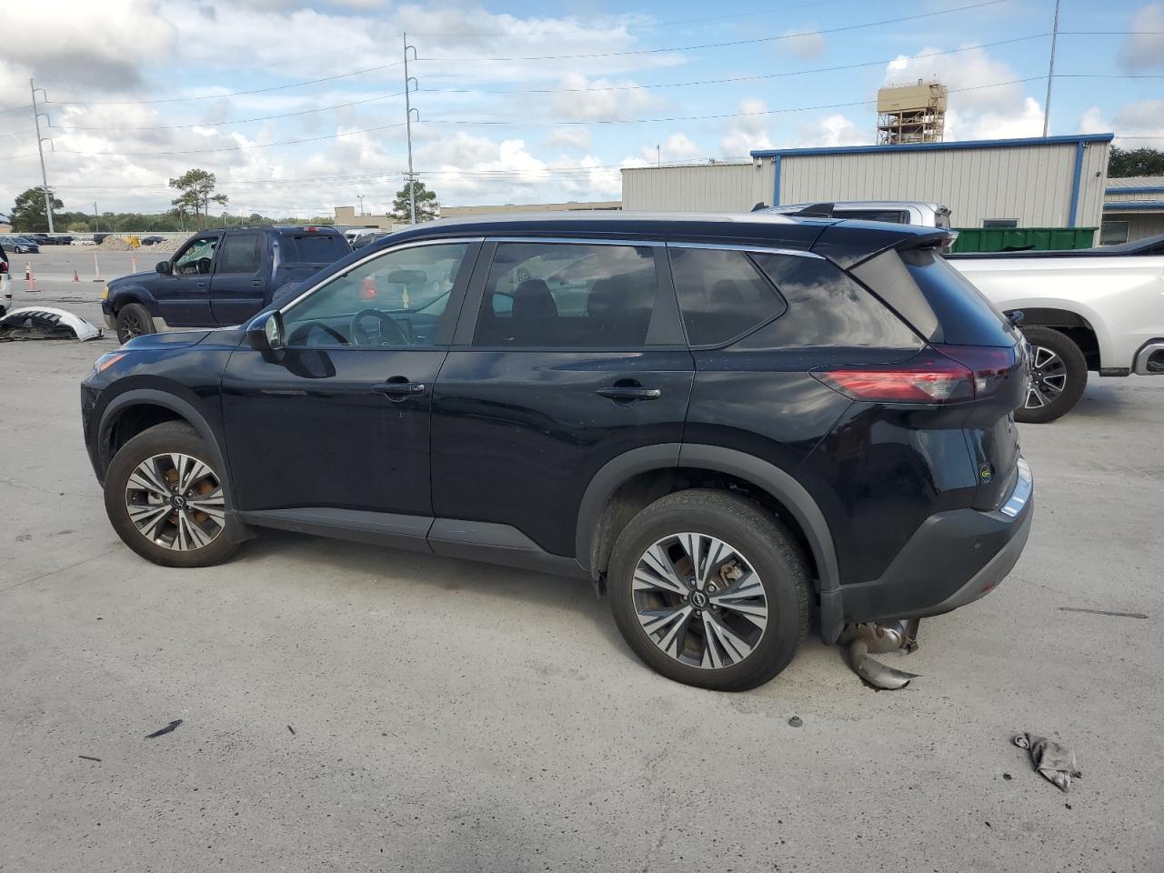 5N1BT3BA8PC902245 2023 NISSAN ROGUE - Image 2