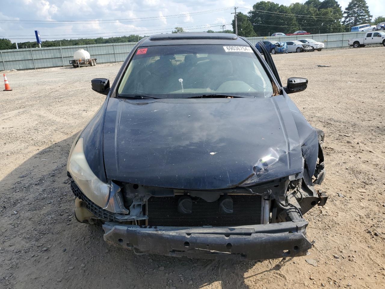 2009 Honda Accord - Image 5