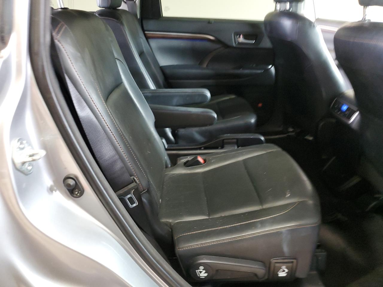 2016 Toyota Highlander Limited VIN: 5TDDKRFH2GS261070 Lot: 67056184