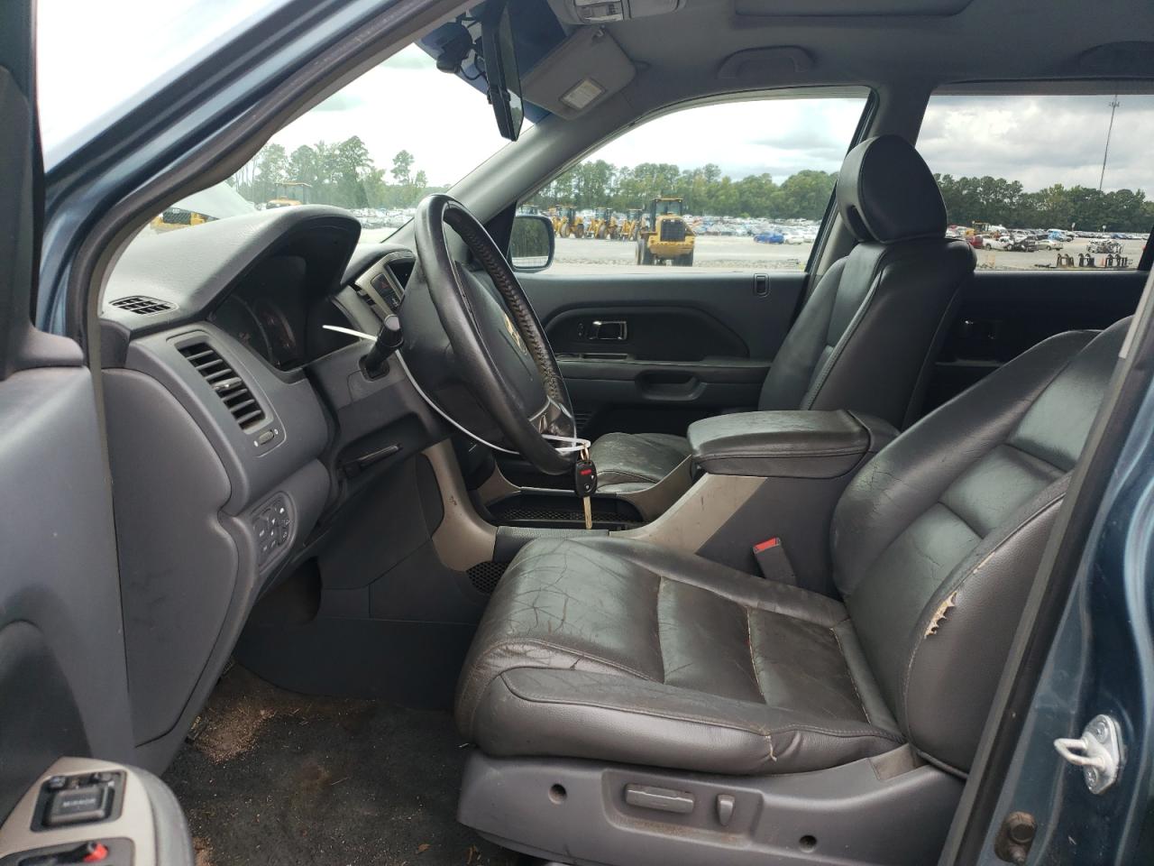 2006 Honda Pilot Ex VIN: 5FNYF18536B025573 Lot: 65826564