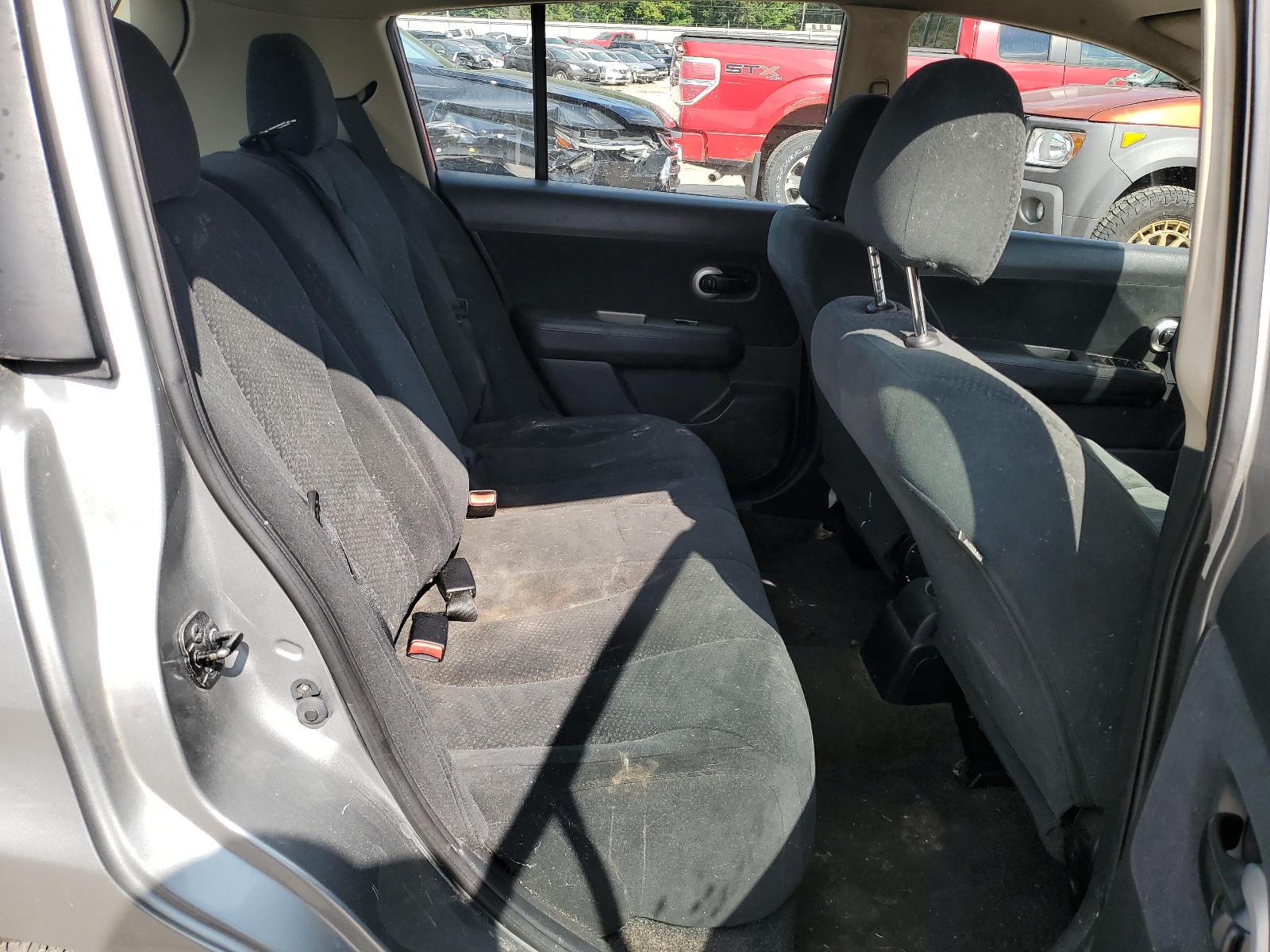 3N1BC1CP0BL412877 2011 Nissan Versa S