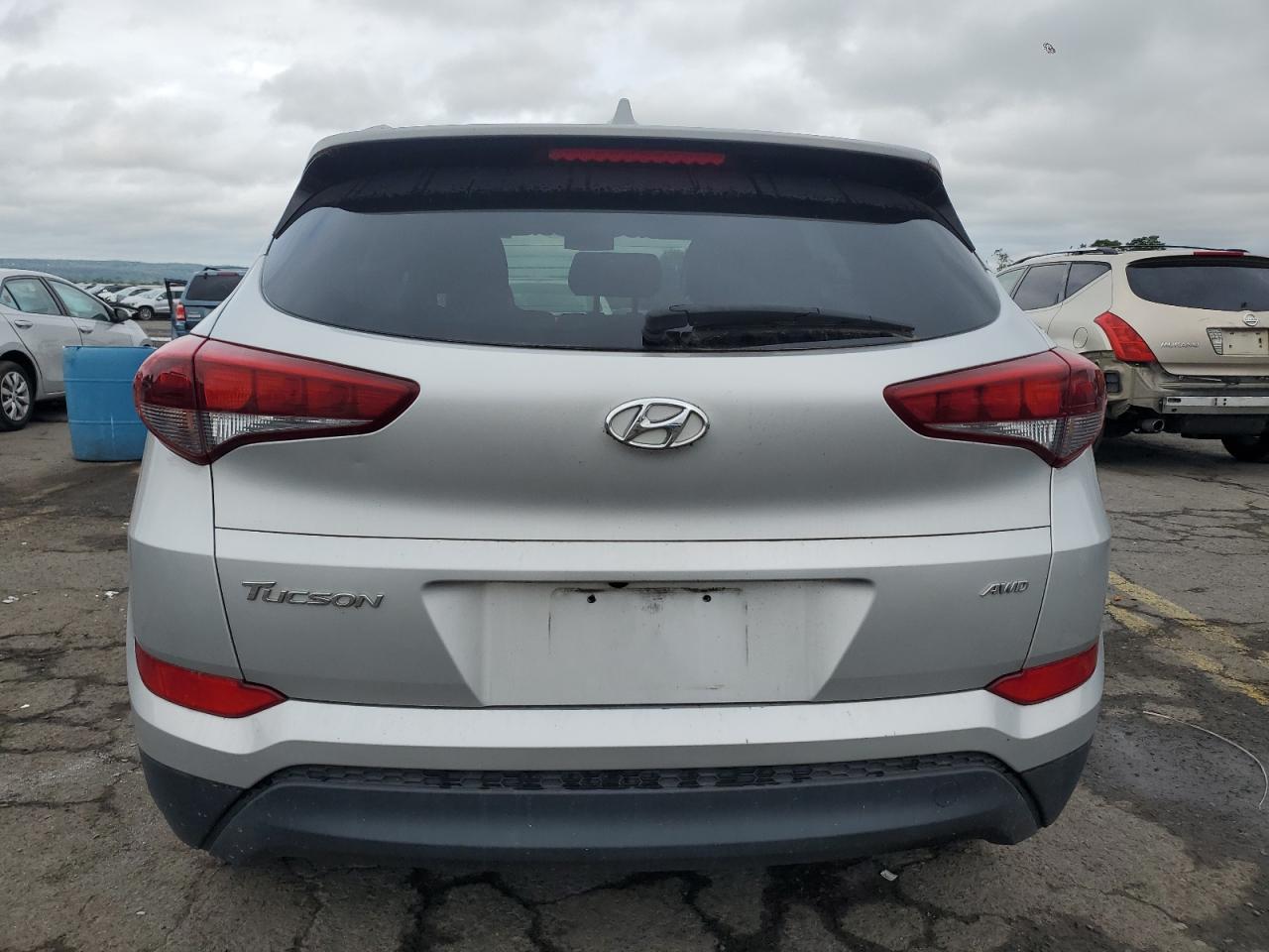 KM8J3CA42JU646256 2018 Hyundai Tucson Sel