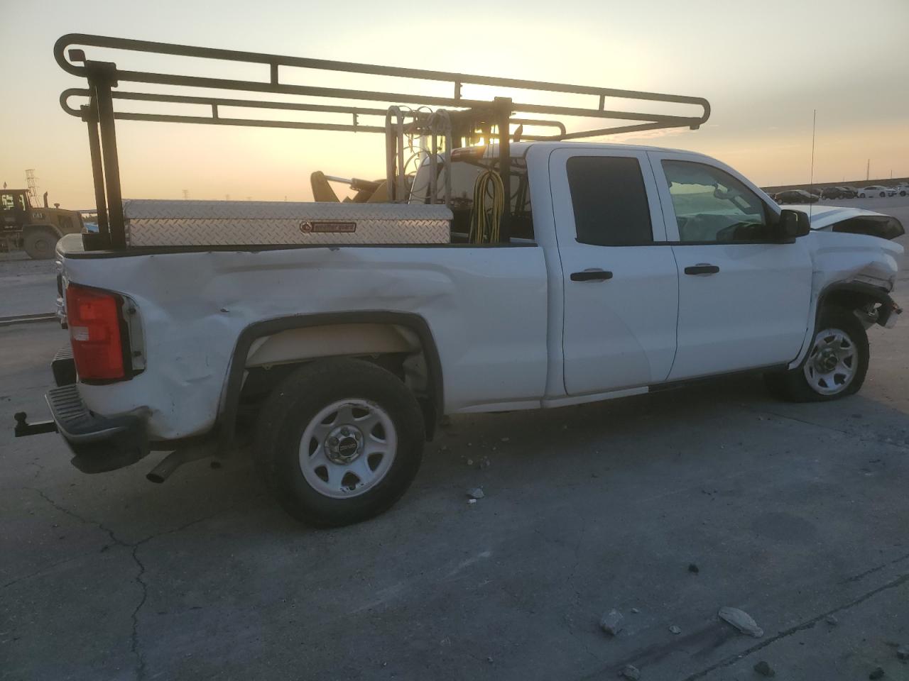 2015 GMC Sierra - Image 3