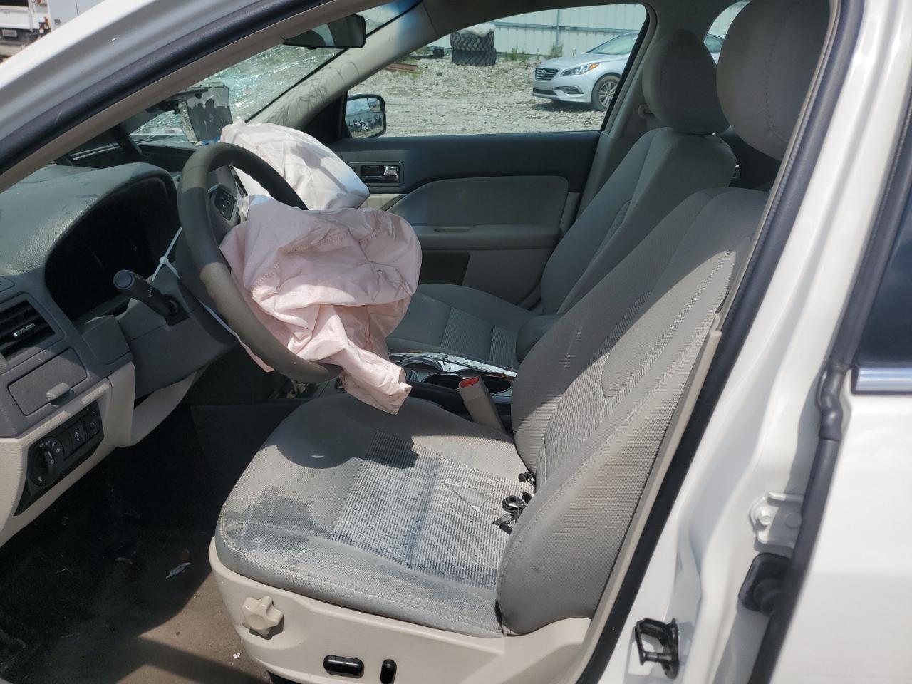 2012 Ford Fusion Se VIN: 3FAHP0HA1CR103207 Lot: 65678294